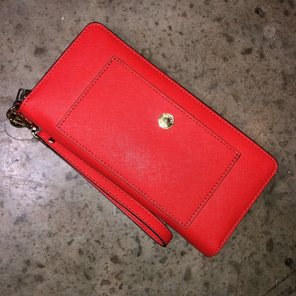 Michael Akita Continental Wristlet